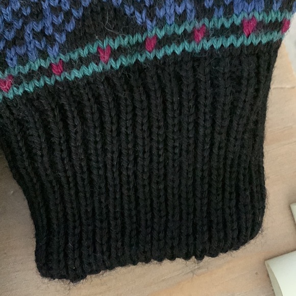 Dale of Norway I Wool Sweater - Picture 9 of 11